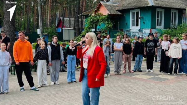 Брянские активисты Движения Первых пообщались с певицей ИванкА