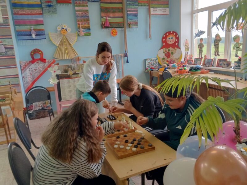 В Орловском ДК прошел турнир по шашкам и шахматам