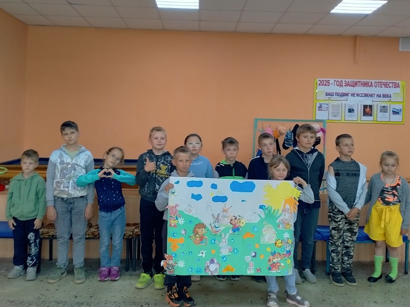 Развлекательно-игровая программа «Здравствуй лето!» прошла для лагеря «Дружный» в Орловском ДК