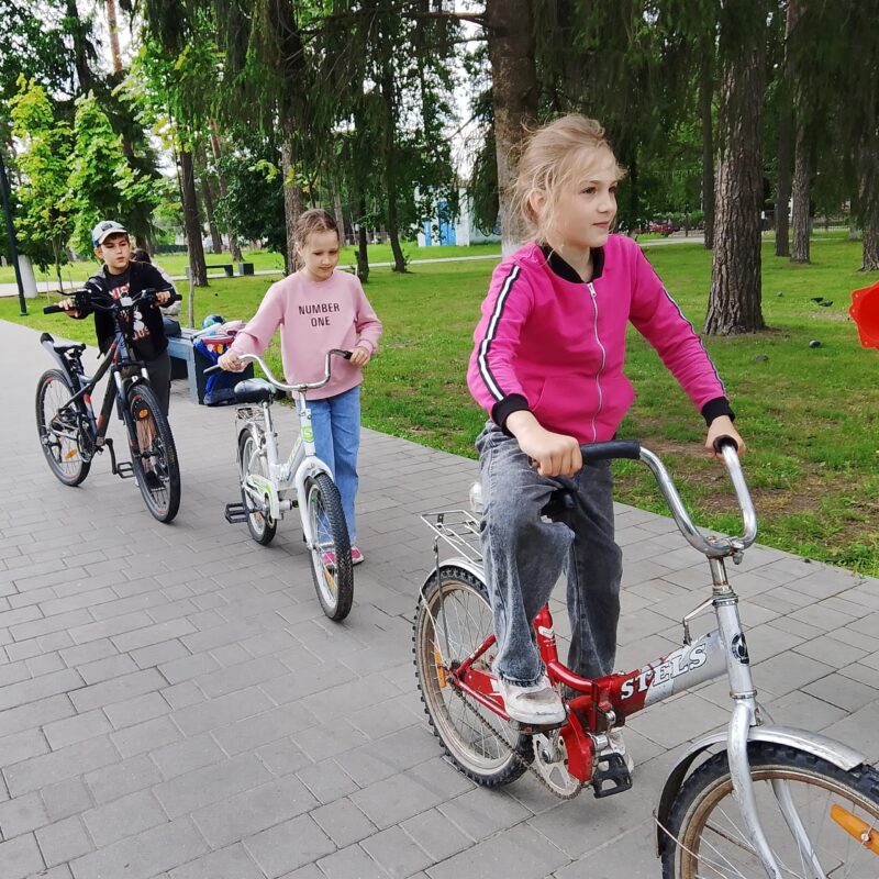 Игровая программа по ПДД в парке Тютчева