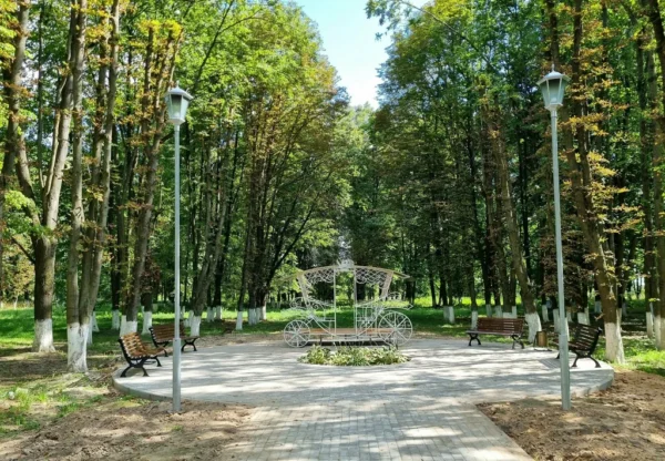 В Красной Горе по нацпроекту благоустроят поселковый парк