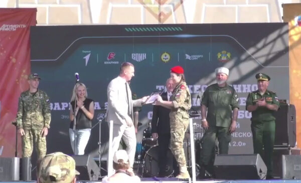 Жуковская школьница вошла в тройку лучших юных военкоров ЦФО