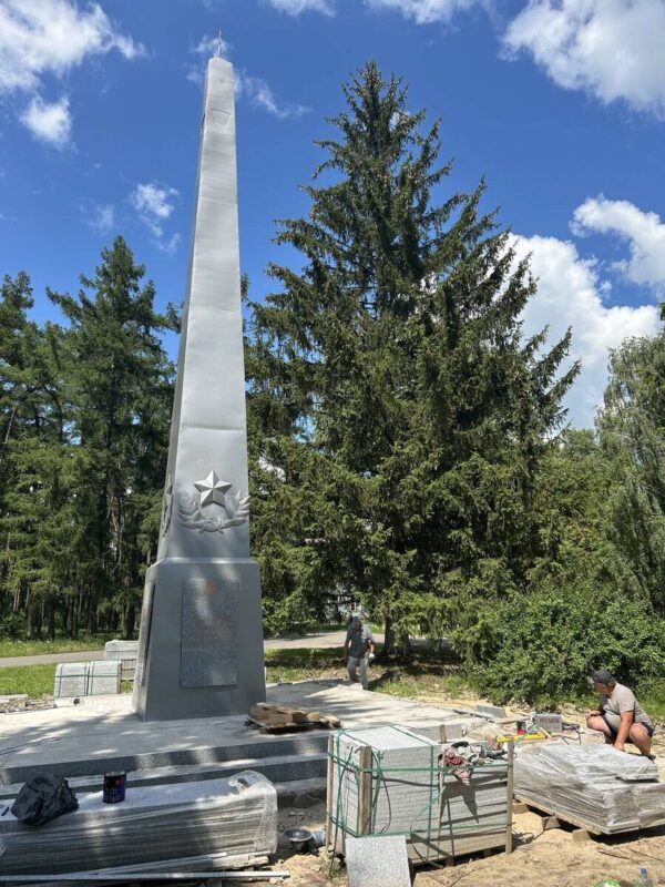 Памятник комсомольцам и подпольщикам будет отремонтирован в Локте