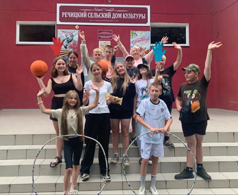 В Речицком СДК Жуковского района прошла спортивно — игровая программа