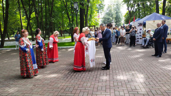 Жуковский округ представил в Брянске свою экспозицию в рамках Дней муниципалитетов