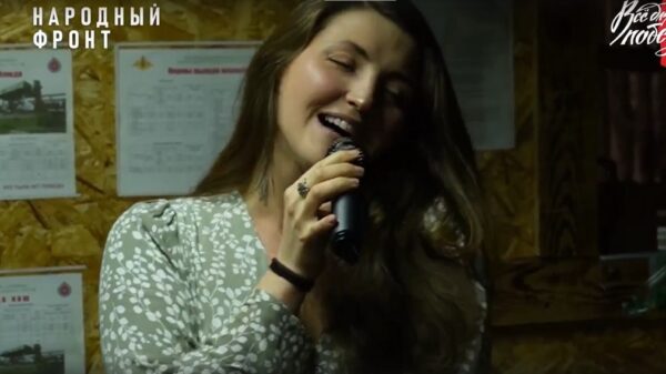 Актрисы Брянского театра драмы выступили для военнослужащих группировки «Брянск»