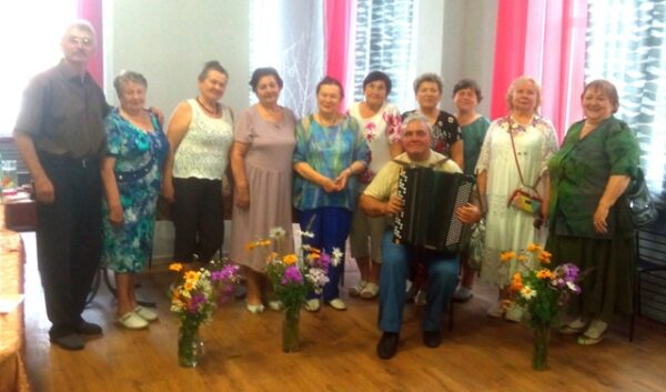 Клуб «Душевные встречи» ЖуковскогоКДЦ провёл мероприятие «Лето – это маленькая жизнь»