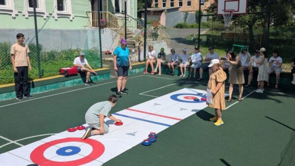 Брянский центр «Гармония» сопровождает шестьдесят  детей с инвалидностью