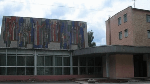 В Брянске продолжается ремонт областного колледжа искусств