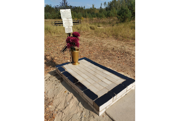 В посёлке Выселки отремонтировали братскую могилу времён Великой Отечественной войны