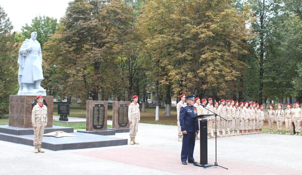 В Жуковке прошёл торжественный митинг в честь Дня освобождения Брянщины