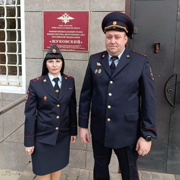 Заблудившаяся в лесу пенсионерка из Брянска поблагодарила  за помощь жуковских полицейских