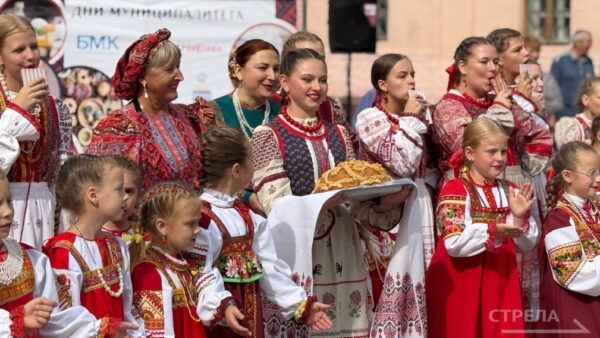 В парке Толстого свои достижения в экономике и культуре презентовал Брянск