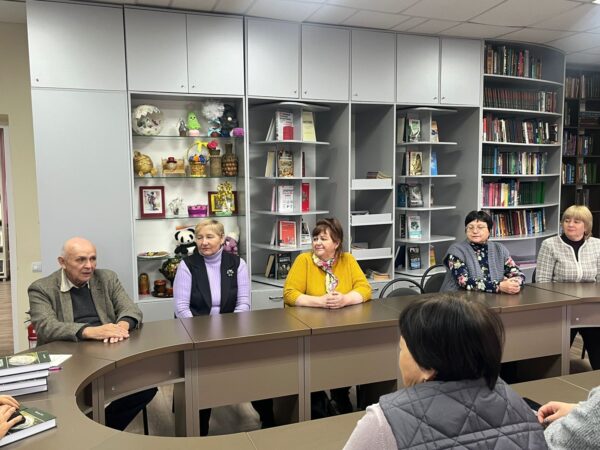 В Жуковской библиотеке прошла встреча с профессором Иваном Крышевым