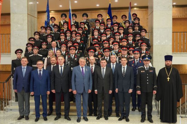 Под знаменем Президента России: Стародубский казачий кадетский корпус признан лучшим в стране