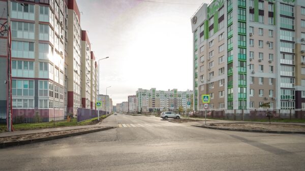 В Советском районе Брянска продолжают строить улично — дорожную сеть