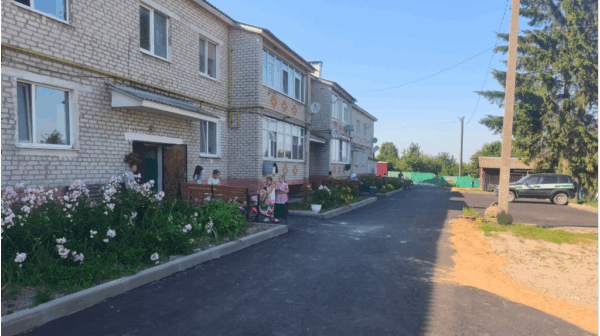 В брянском Мглине по нацпроекту благоустроили три дворовые территории