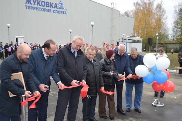 В Жуковке состоялось открытие новой спортивной площадки