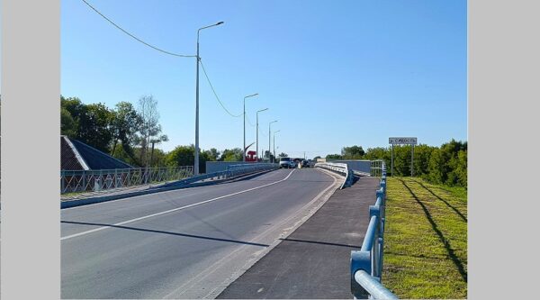 В Брянской области по нацпроекту «Инфраструктура для жизни» обновляют дороги и мостовые сооружения