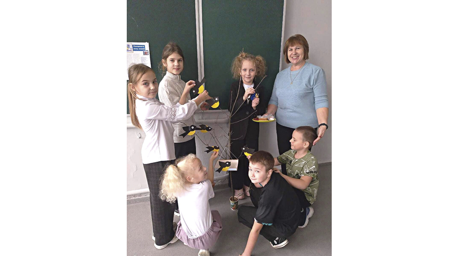 В Леденёвской СОШ Жуковского округа провели экологический час о птицах