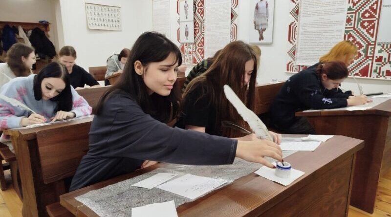 В Овстуге прошла «Ночь искусств»