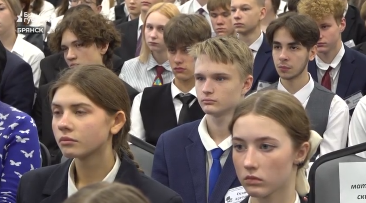 Командир «БАРС-Брянск» встретился с учащимися Брянского горлицея №1