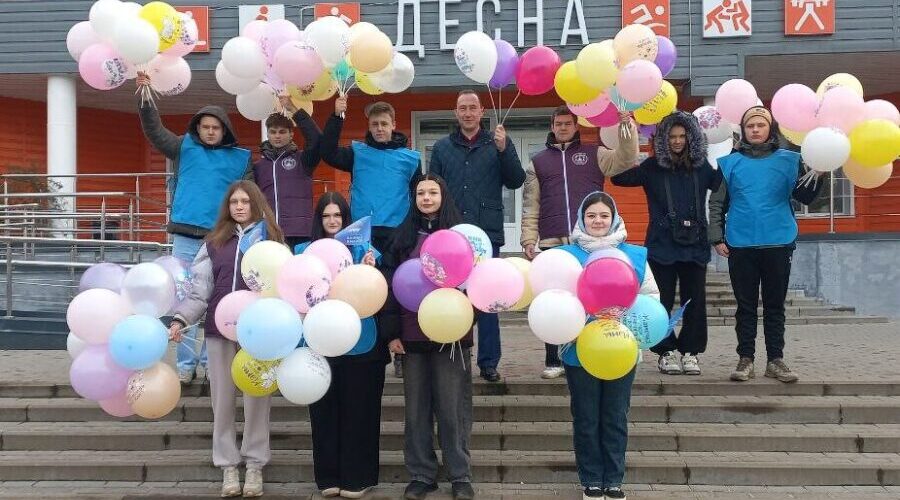 В Жуковке прошла акция  «Сердечко для мамы»