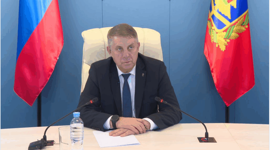 В ходе прямой линии губернатор рассказал о защитниках брянского приграничья