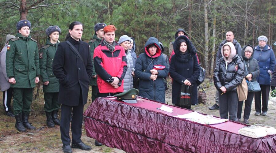 В Жуковке проводили в последний путь рядового Павла Березина, погибшего в зоне СВО