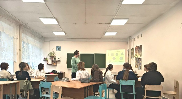 В Жуковской СОШ №2 прошло заседание окружного методического объединения преподавателей технологии