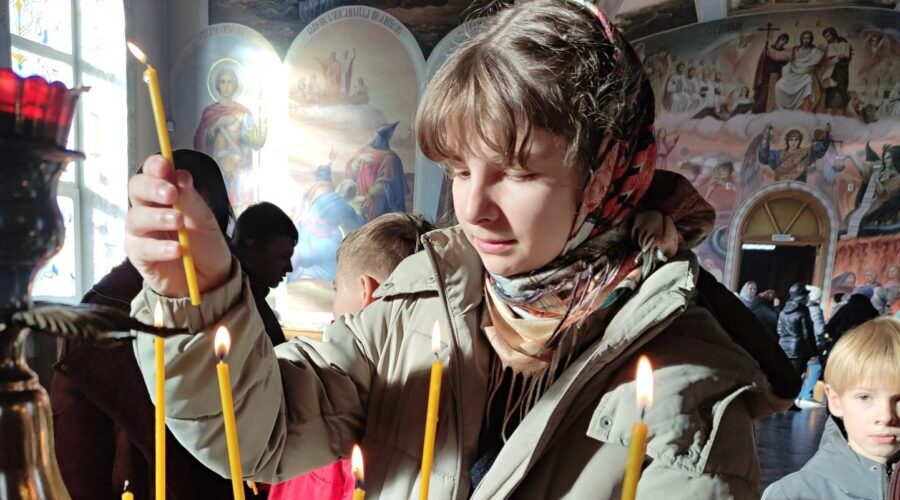 В Жуковском храме совершили заупокойную литию о погибших в дорожных авариях