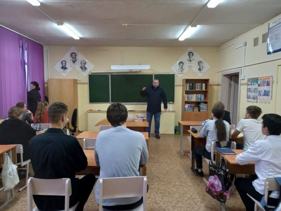 В Ржаницкой школе прошла профориентационная встреча