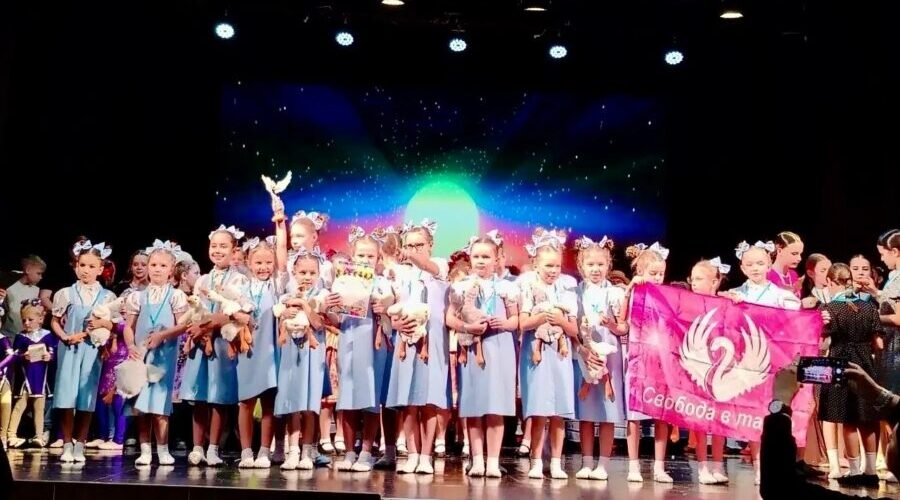 Коллективы Жуковкого ЦДТ успешно выступили на фестивале в Брянске