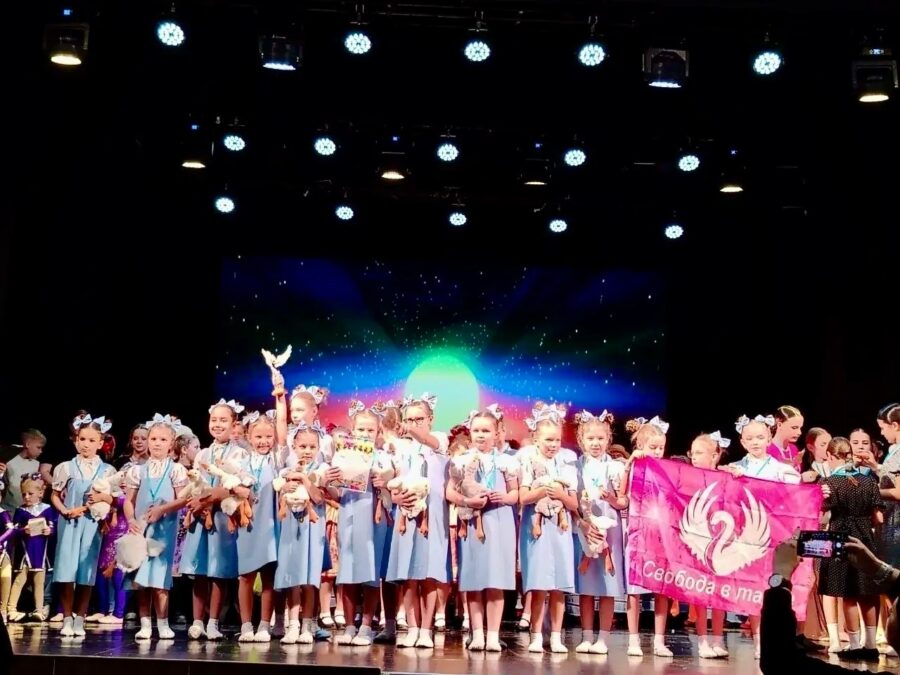 Коллективы Жуковкого ЦДТ успешно выступили на фестивале в Брянске