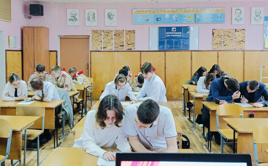 В Жуковке завершился муниципальный этап конкурса  «Ратные страницы истории Отечества»