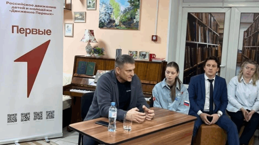 В Климовском районе молодежи рассказали истории брянских героев