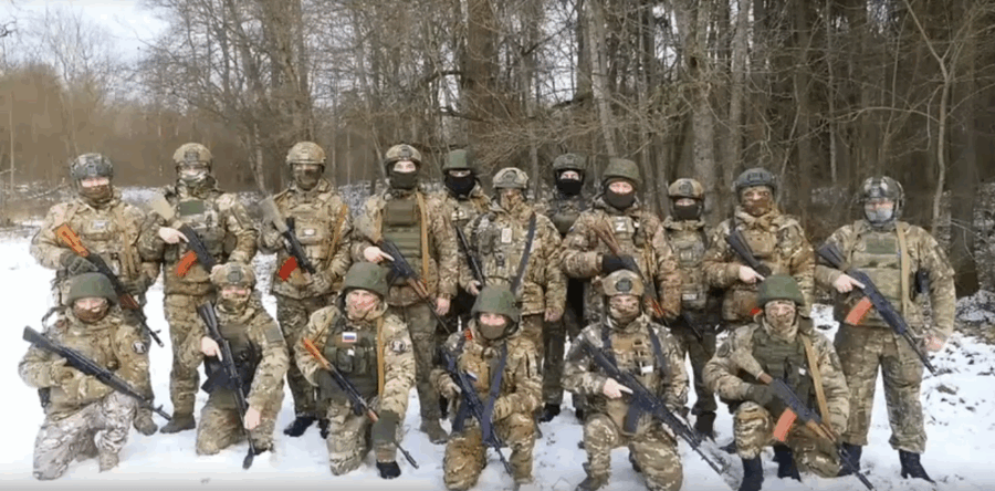 Бойцы «БАРС-Брянск» поблагодарили командира Сергея Антошина за подарки для их детей