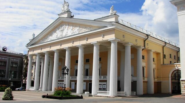 Брянский театр драмы представит документальный проект о волонтёрах СВО