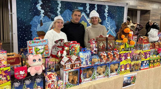 Брянцы передали детям и бойцам ЛНР более 1000 подарков