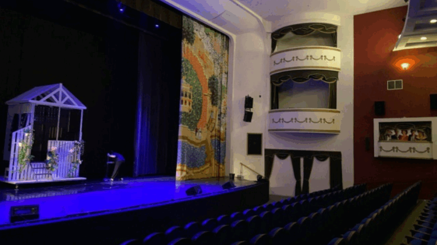 Брянский ТЮЗ показал свои работы столичным зрителям