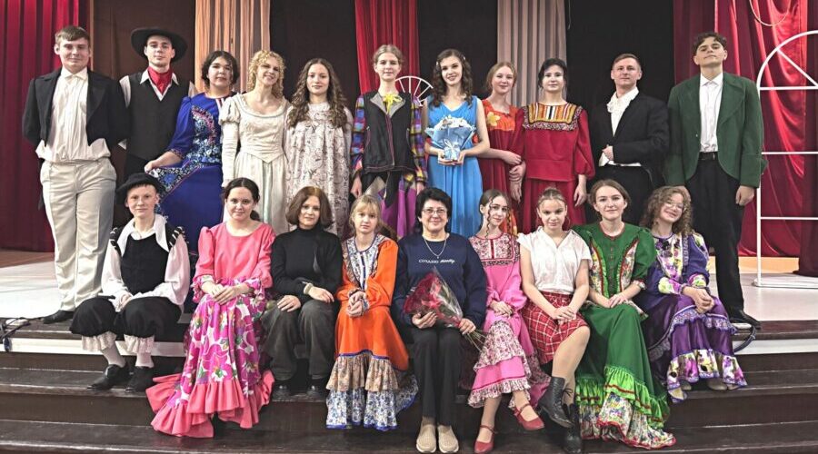 В Жуковском КДЦ прошла премьера спектакля по мотивам русской классики