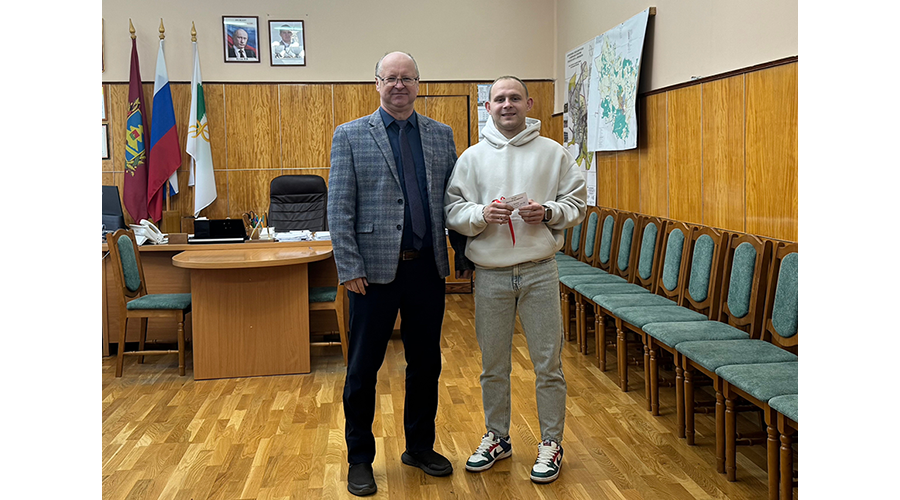 В Новозыбкове эффективно работает программа обеспечения сирот жильём