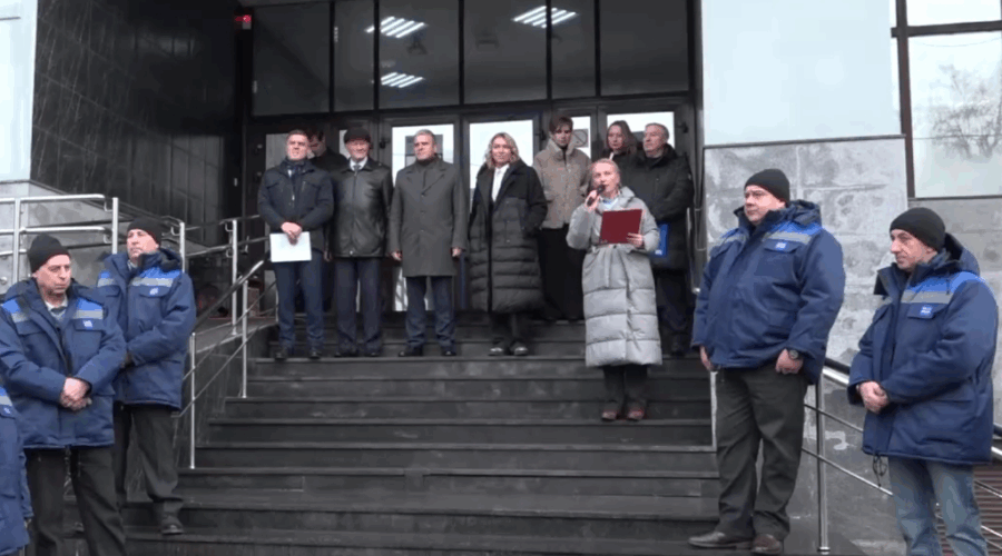 Брянские почтовики получили бронированные автомобили для безопасной работы