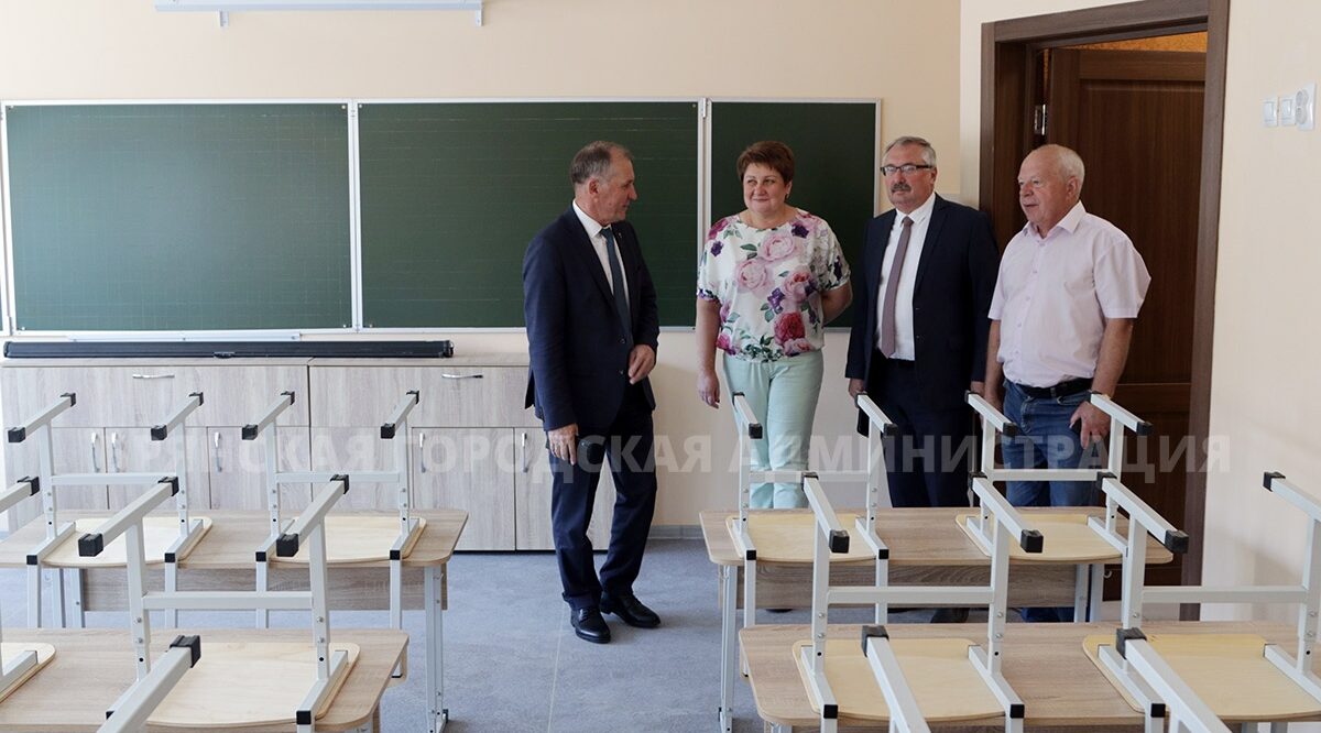 В Брянске в 2026 году капитально отремонтируют ещё несколько школ