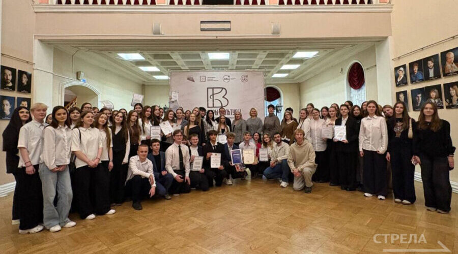 Брянским волонтерам культуры торжественно вручены награды