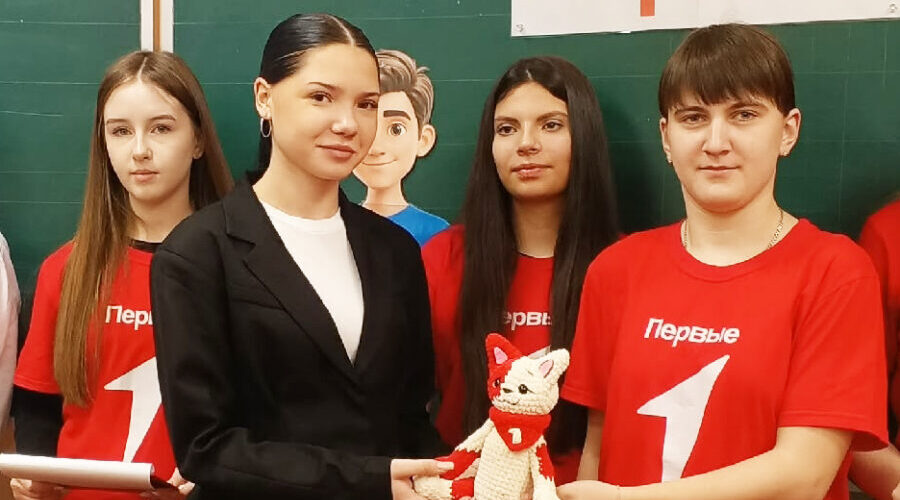 Жуковские школьники участвуют во Всероссийском конкурсе Движения Первых