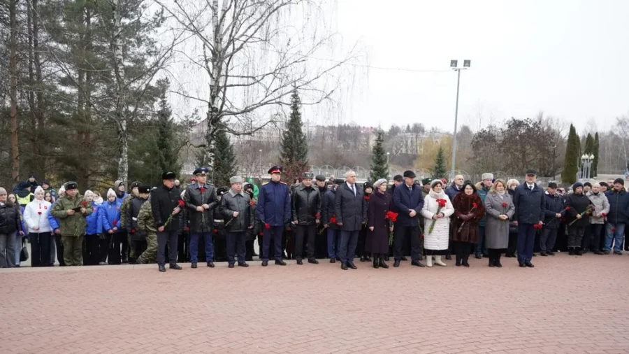 Губернатор Александр Богомаз: «Мы всегда будем помнить подвиги наших земляков»