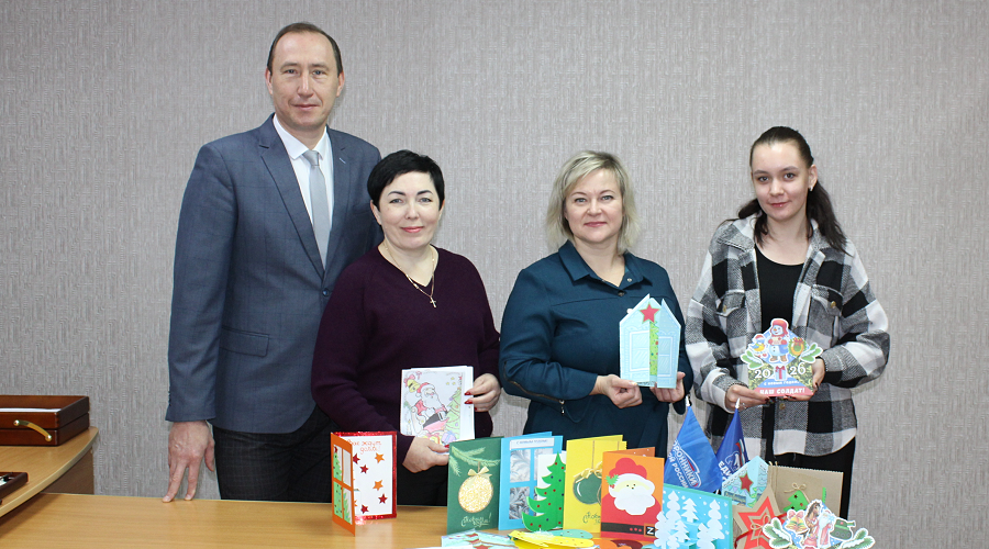 Жители Жуковки приняли участие в акции «Открытка солдату»