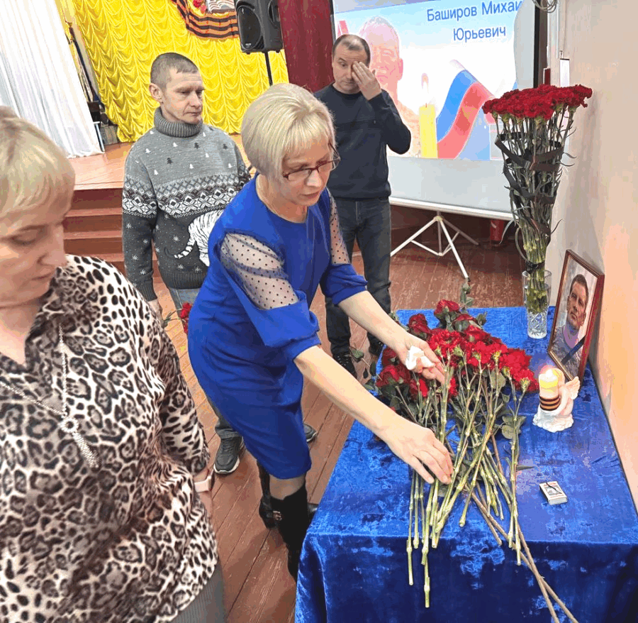 В Речицком Доме культуры прошёл Вечер памяти