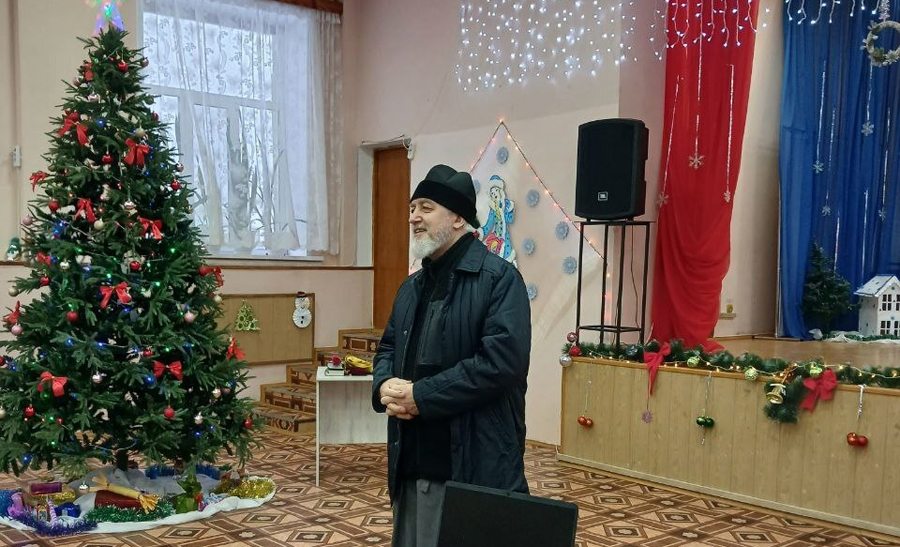 Настоятель храма Александра Невского посетил Жуковский дом-интернат